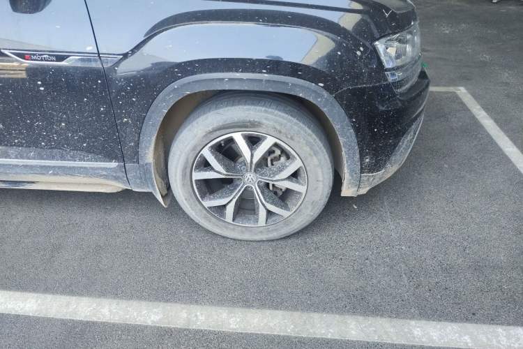 Used Volkswagen Teramont 2020 380TSI Four-Wheel Drive Luxury Version China VI Standard Right Front Wheel Hub