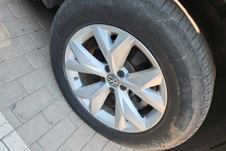 Used Volkswagen Teramont 2020 380TSI Four-Wheel Drive Comfort Edition China VI Standard Right Front Wheel Hub