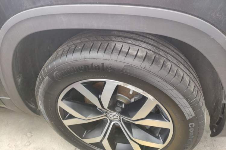 Used Volkswagen Teramont 2020 380TSI Four-Wheel Drive Luxury Version China VI Standard Right Front Wheel Hub