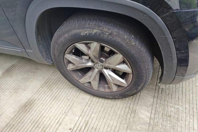 Used Volkswagen Teramont 2020 380TSI Four-Wheel Drive Comfort Edition China VI Standard Right Front Wheel Hub