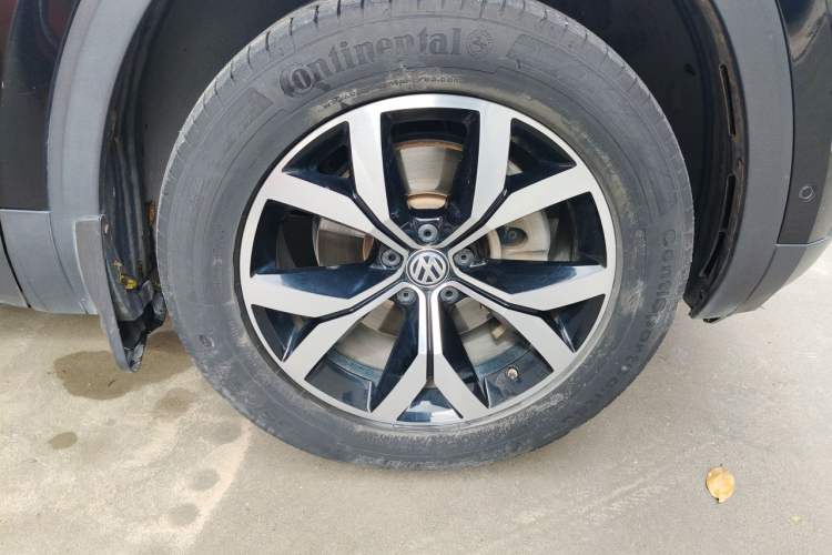 Used Volkswagen Teramont 2020 380TSI Four-Wheel Drive Luxury Version China VI Standard Right Front Wheel Hub