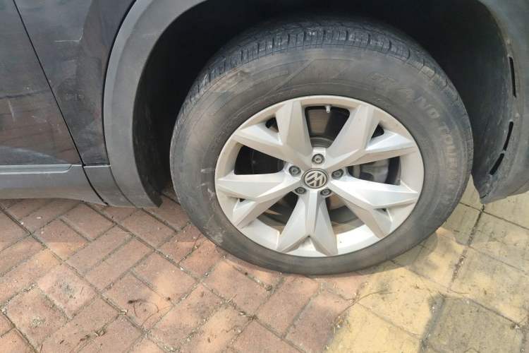 Used Volkswagen Teramont 2020 380TSI Four-Wheel Drive Comfort Edition China VI Standard Right Front Wheel Hub