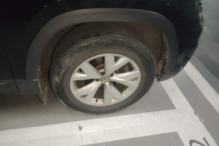 Used Volkswagen Teramont 2020 380TSI Four-Wheel Drive Comfort Edition China VI Standard Right Front Wheel Hub