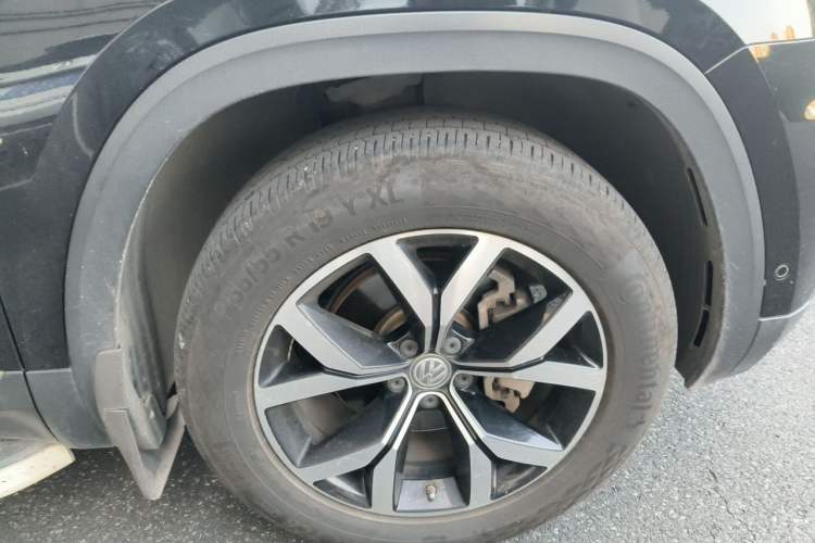 Used Volkswagen Teramont 2020 380TSI Four-Wheel Drive Luxury Version China VI Standard Right Front Wheel Hub