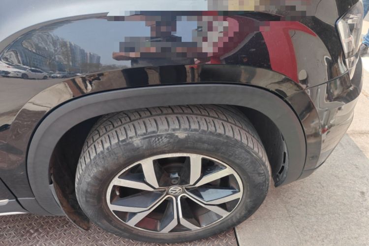 Used Volkswagen Teramont 2020 380TSI Four-Wheel Drive Luxury Version China VI Standard Right Front Wheel Hub