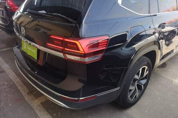 Used Volkswagen Teramont 2020 380TSI Four-Wheel Drive Luxury Version China VI Standard Right Rear Taillight
