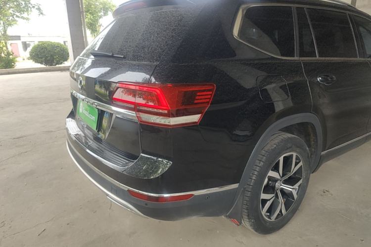 Used Volkswagen Teramont 2020 380TSI Four-Wheel Drive Luxury Version China VI Standard Right Rear Taillight