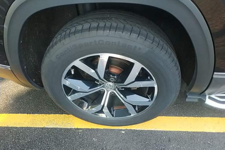 Used Volkswagen Teramont 2020 330TSI Two-Wheel-Drive Luxury Edition China VI Standard Right Rear Wheel Hub