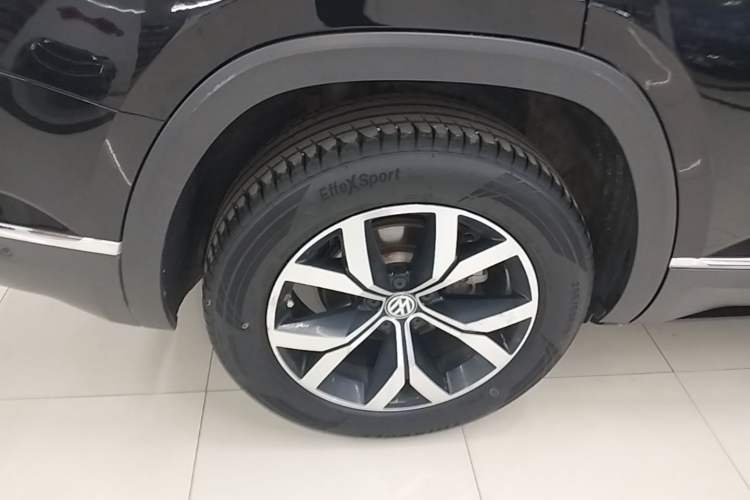Used Volkswagen Teramont 2020 330TSI Two-Wheel-Drive Luxury Edition China VI Standard Right Rear Wheel Hub
