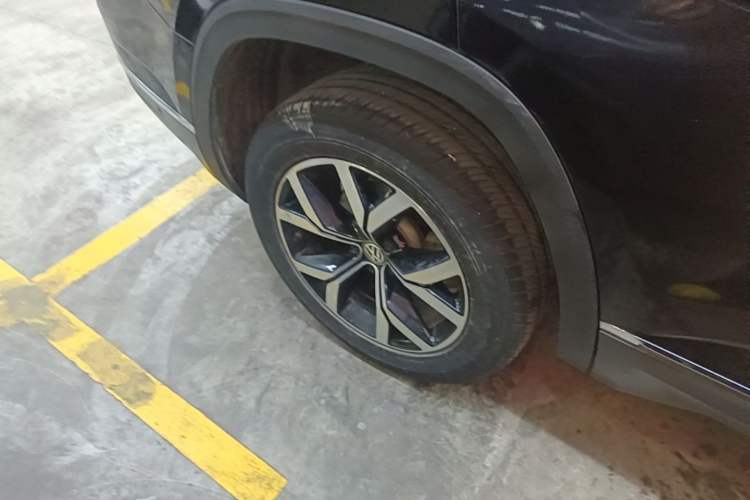 Used Volkswagen Teramont 2020 330TSI Two-Wheel-Drive Luxury Edition China VI Standard Right Rear Wheel Hub