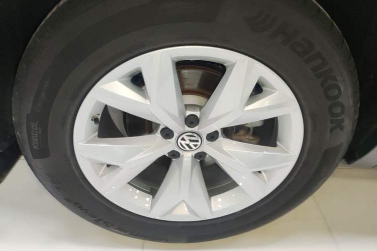 Used Volkswagen Teramont 2020 380TSI Four-Wheel Drive Comfort Edition China VI Standard Right Rear Wheel Hub