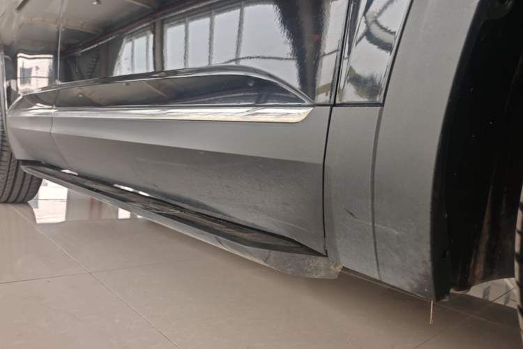 Used Volkswagen Teramont 2020 380TSI Four-Wheel Drive Luxury Version China VI Standard Right Side Sill