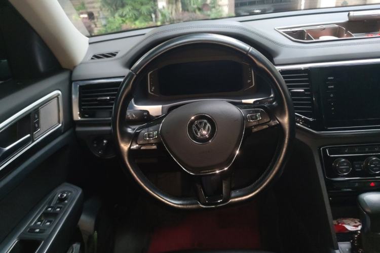 Used Volkswagen Teramont 2020 380TSI Four-Wheel Drive Luxury Version China VI Standard Steering Wheel