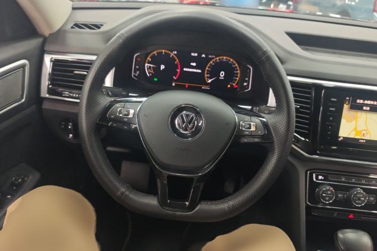 Used Volkswagen Teramont 2020 Revised Version 380TSI Four-Wheel Drive Comfort Edition Steering Wheel