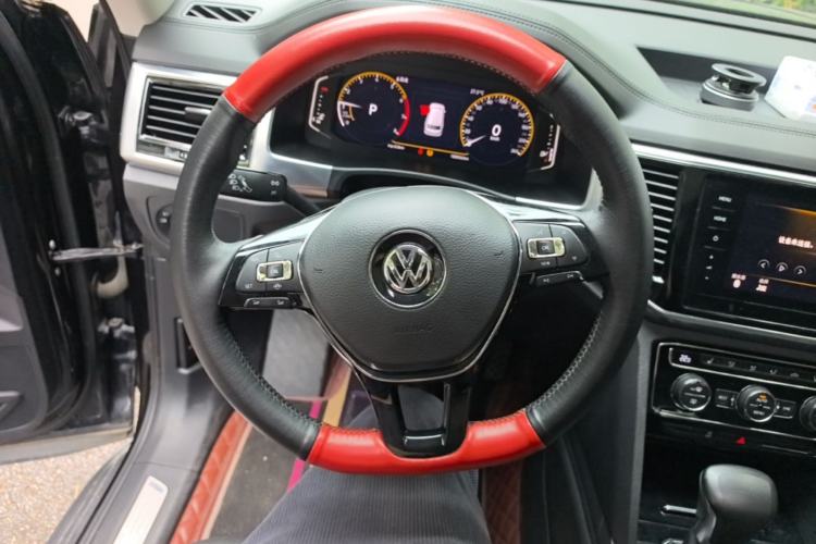 Used Volkswagen Teramont 2020 330TSI Two-Wheel-Drive Luxury Edition China VI Standard Steering Wheel
