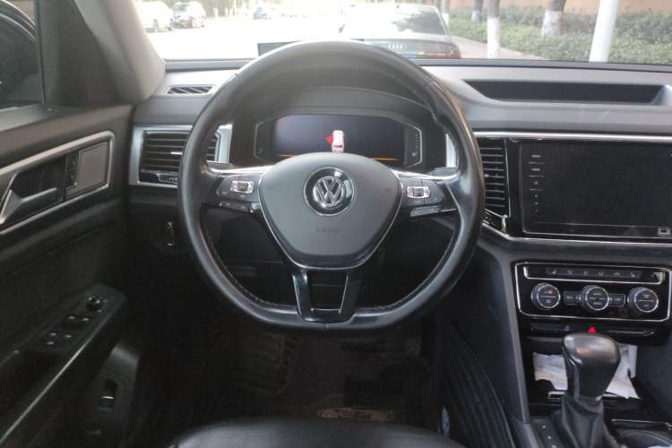 Used Volkswagen Teramont 2020 380TSI Four-Wheel Drive Luxury Version China VI Standard Steering Wheel