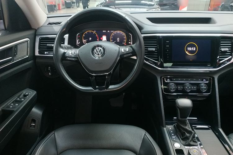 Used Volkswagen Teramont 2020 Revised Version 380TSI Four-Wheel Drive Luxury Edition Steering Wheel