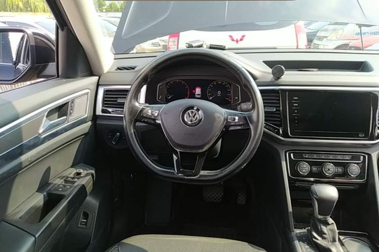 Used Volkswagen Teramont 2020 380TSI Four-Wheel Drive Luxury Version China VI Standard Steering Wheel