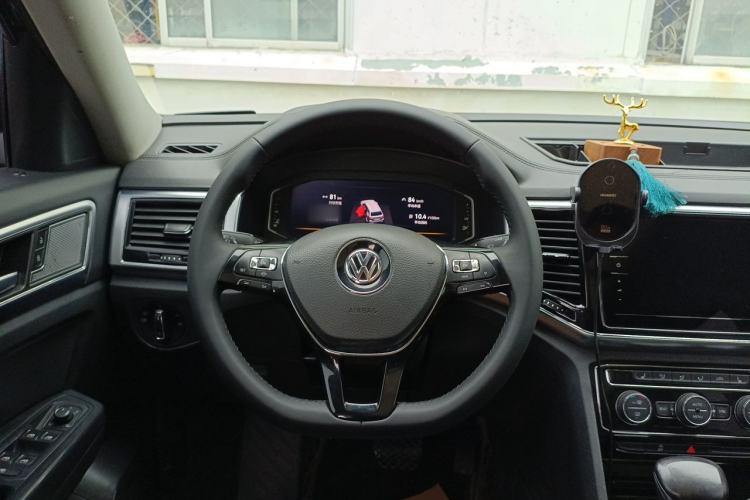 Used Volkswagen Teramont 2020 Revised Version 380TSI Four-Wheel Drive Luxury Edition Steering Wheel