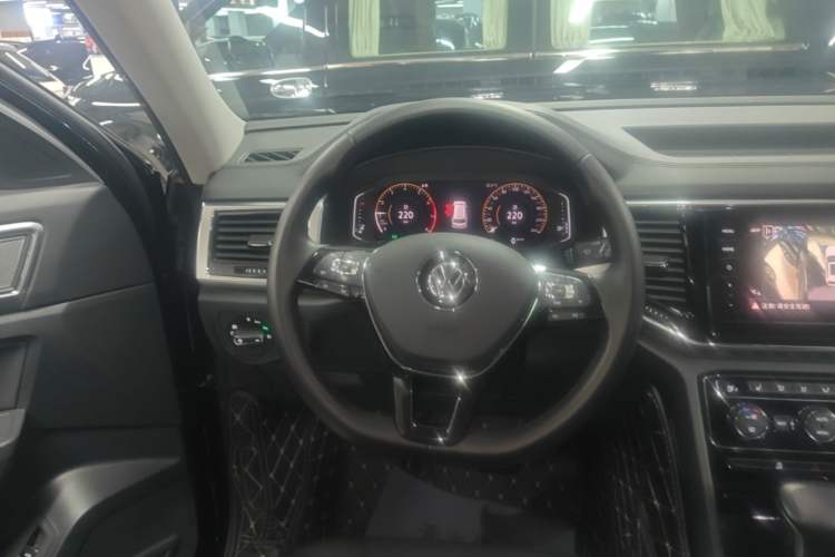 Used Volkswagen Teramont 2020 330TSI Two-Wheel-Drive Luxury Edition China VI Standard Steering Wheel