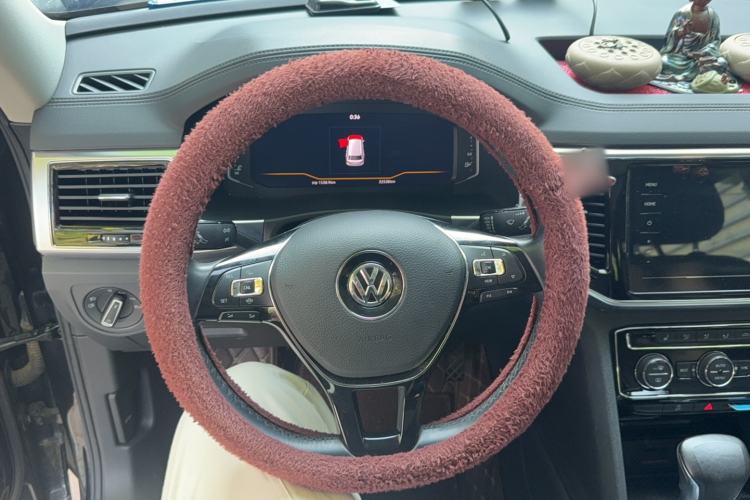 Used Volkswagen Teramont 2020 Revised Version 530 V6 Four-Wheel Drive Luxury Edition Steering Wheel