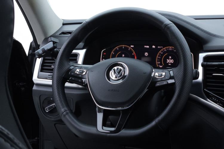 Used Volkswagen Teramont 2020 Revised Version 380TSI Four-Wheel Drive Comfort Edition Steering Wheel