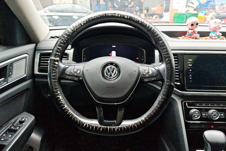 Used Volkswagen Teramont 2020 Revised Version 380TSI Four-Wheel Drive Luxury Edition Steering Wheel