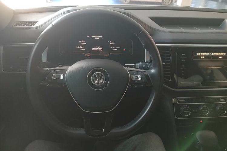 Used Volkswagen Teramont 2020 330TSI Two-Wheel-Drive Luxury Edition China VI Standard Steering Wheel