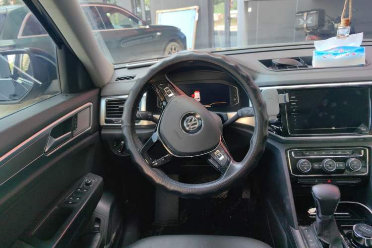 Used Volkswagen Teramont 2020 380TSI Four-Wheel Drive Luxury Version China VI Standard Steering Wheel