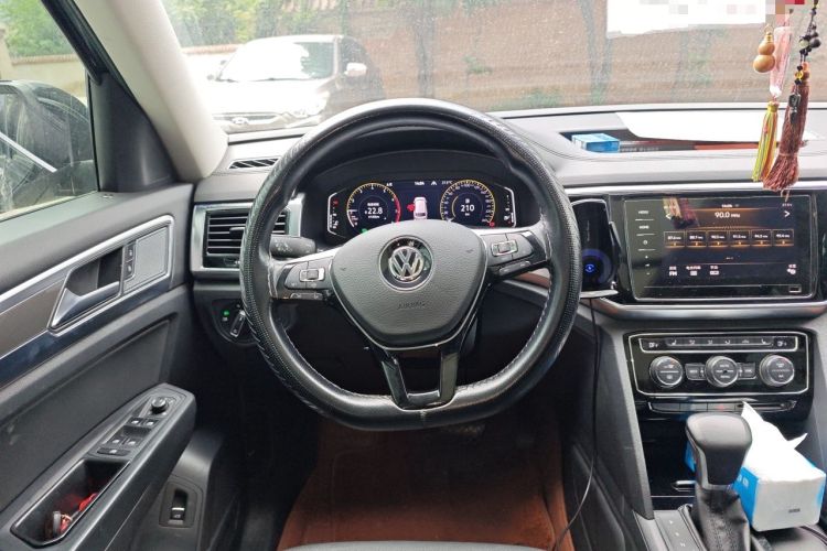 Used Volkswagen Teramont 2020 Revised Version 380TSI Four-Wheel Drive Luxury Edition Steering Wheel