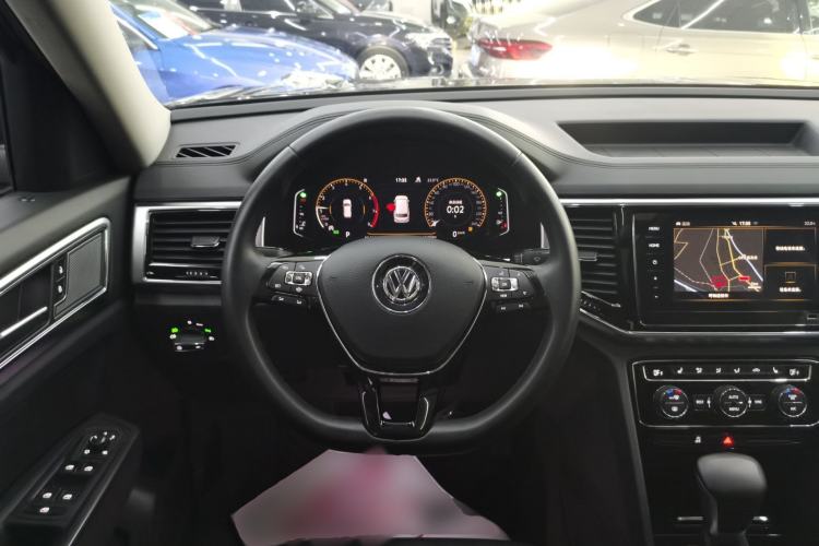 Used Volkswagen Teramont 2020 Revised Version 380TSI Four-Wheel Drive Luxury Edition Steering Wheel