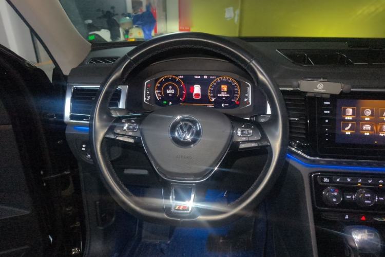 Used Volkswagen Teramont 2020 Revised Version 380TSI Four-Wheel Drive Luxury Edition Steering Wheel