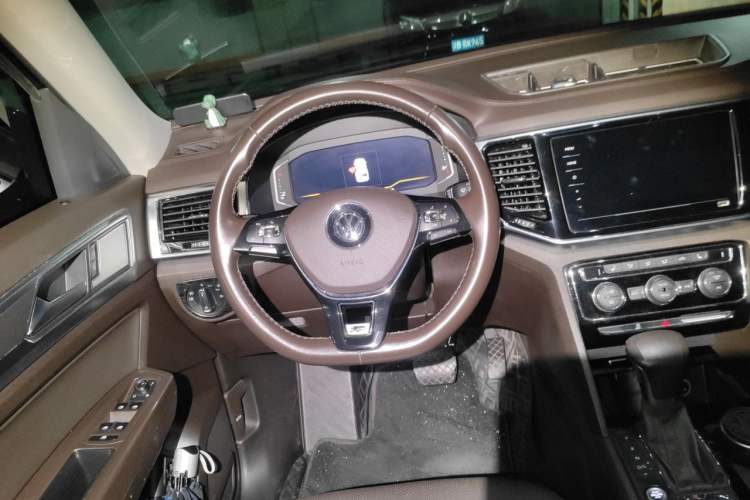 Used Volkswagen Teramont 2020 380TSI Four-Wheel Drive Luxury Version China VI Standard Steering Wheel