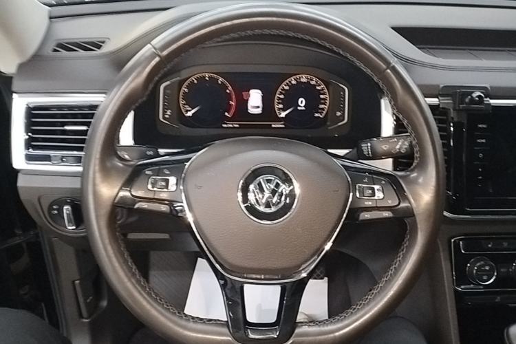 Used Volkswagen Teramont 2020 330TSI Two-Wheel-Drive Luxury Edition China VI Standard Steering Wheel