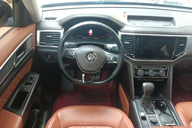 Used Volkswagen Teramont 2020 530 V6 Four-Wheel Drive Prestige Flagship Edition China VI Standard Steering Wheel