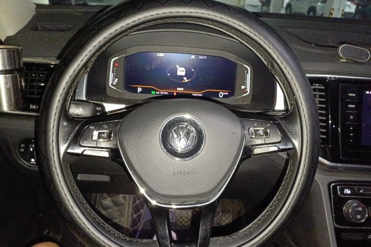 Used Volkswagen Teramont 2020 530 V6 Four-Wheel Drive Luxury Edition China V Standard Steering Wheel