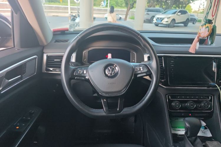 Used Volkswagen Teramont 2020 380TSI Four-Wheel Drive Luxury Version China VI Standard Steering Wheel