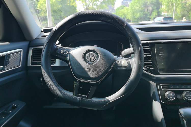 Used Volkswagen Teramont 2020 380TSI Four-Wheel Drive Luxury Version China VI Standard Steering Wheel