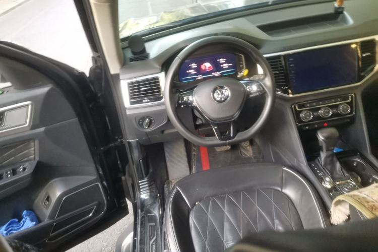 Used Volkswagen Teramont 2020 Revised Edition 530 V6 Four-Wheel Drive Prestige Flagship Version Steering Wheel