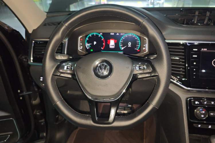Used Volkswagen Teramont 2020 Revised Version 380TSI Four-Wheel Drive Flagship Edition Steering Wheel
