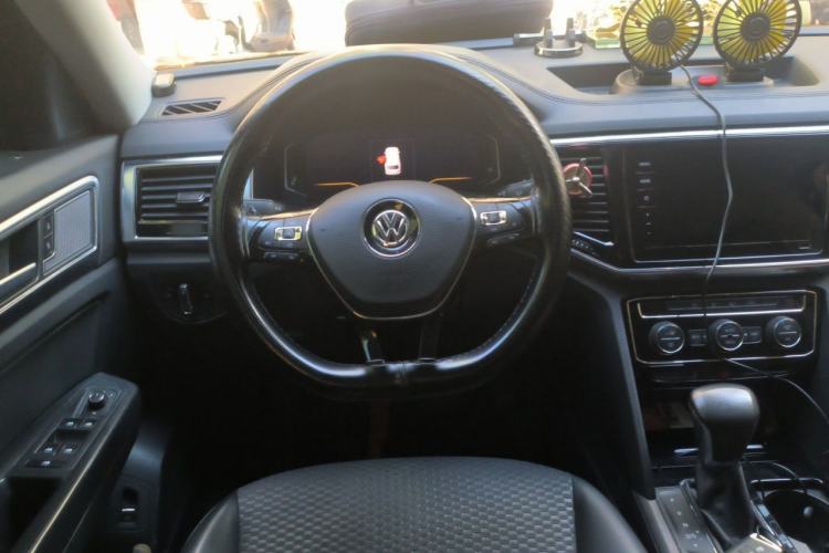 Used Volkswagen Teramont 2020 380TSI Four-Wheel Drive Comfort Edition China VI Standard Steering Wheel