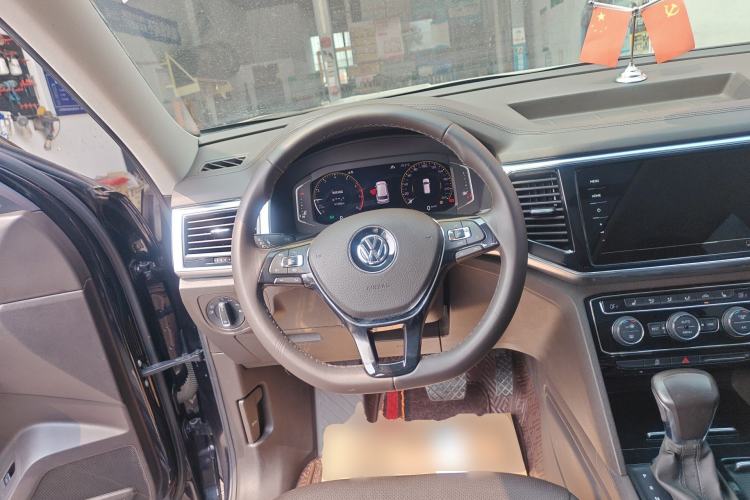 Used Volkswagen Teramont 2020 380TSI Four-Wheel Drive Luxury Version China VI Standard Steering Wheel