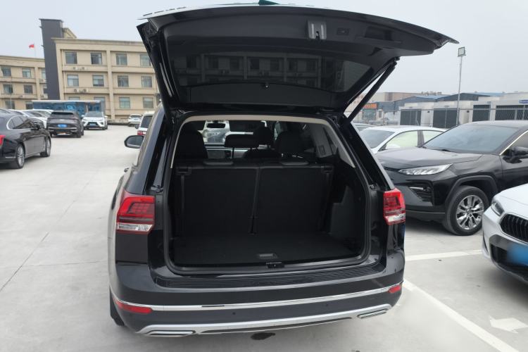 Used Volkswagen Teramont 2020 330TSI Two-Wheel-Drive Luxury Edition China VI Standard Trunk