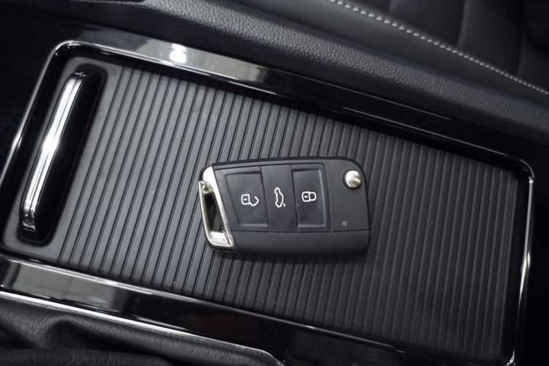 Used Volkswagen Teramont 2020 Revised Version 380TSI Four-Wheel Drive Luxury Edition Vehicle Key
