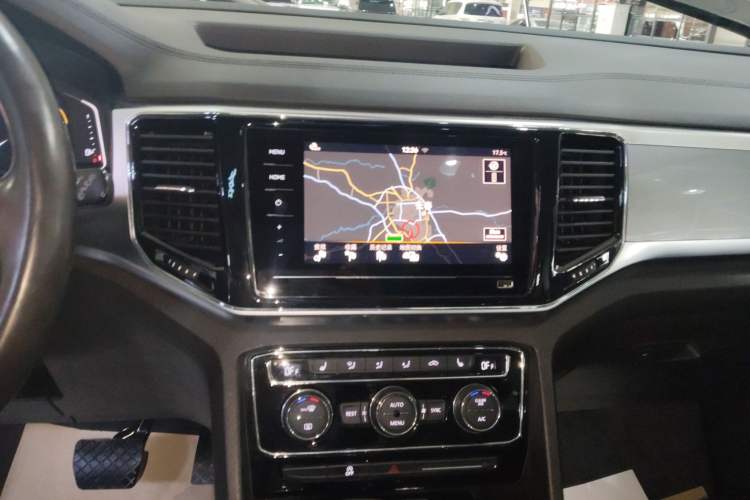 Used Volkswagen Teramont 2020 330TSI Two-Wheel-Drive Luxury Edition China V Standard Audio And AC Panel