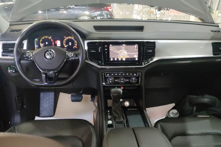 Used Volkswagen Teramont 2020 330TSI Two-Wheel-Drive Luxury Edition China V Standard Center Console