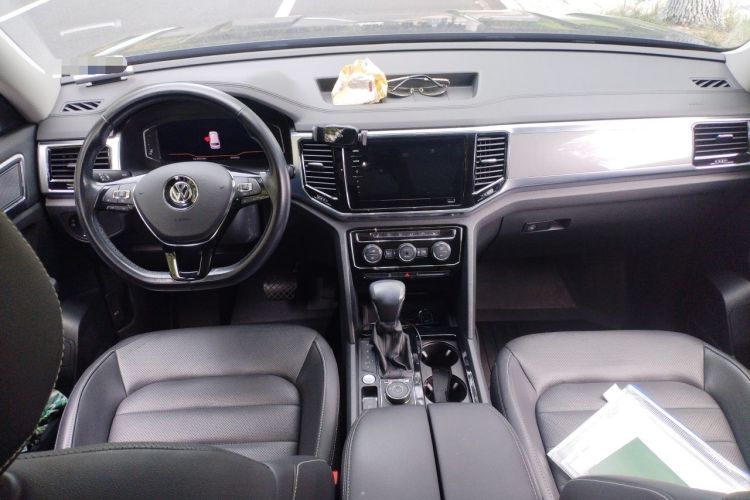 Used Volkswagen Teramont 2020 380TSI Four-Wheel Drive Luxury Version China VI Standard Center Console