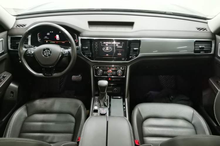 Used Volkswagen Teramont 2020 380TSI Four-Wheel Drive Luxury Version China VI Standard Center Console