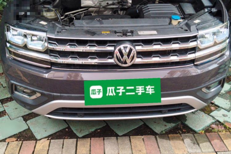 Used Volkswagen Teramont 2020 380TSI Four-Wheel Drive Luxury Version China VI Standard Engine Bay