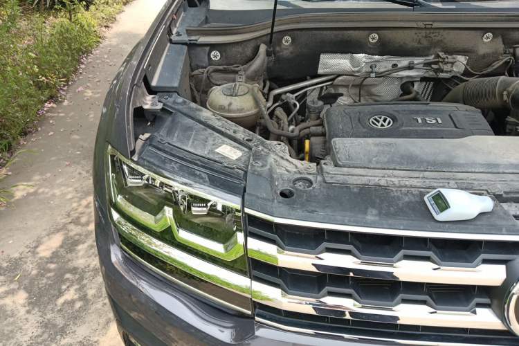 Used Volkswagen Teramont 2020 380TSI Four-Wheel Drive Luxury Version China VI Standard Engine Bay Right
